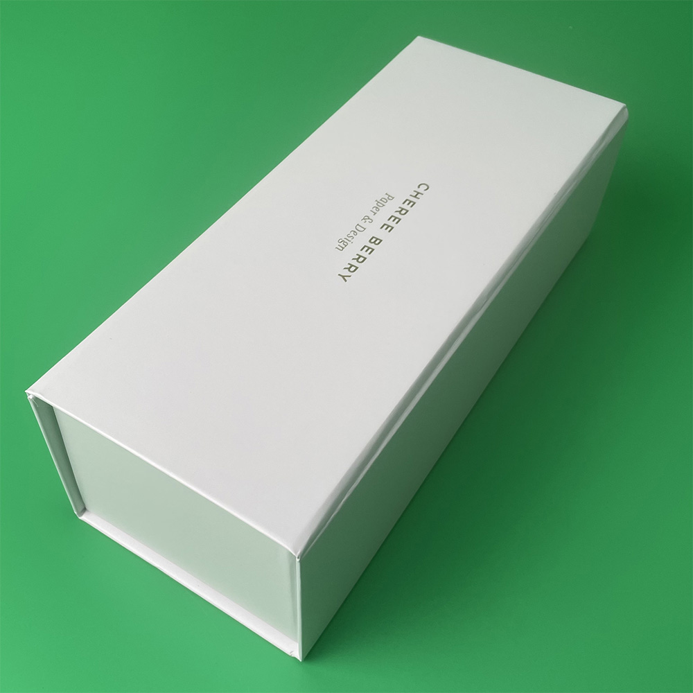 Luxury Folding gift packaging box (2)