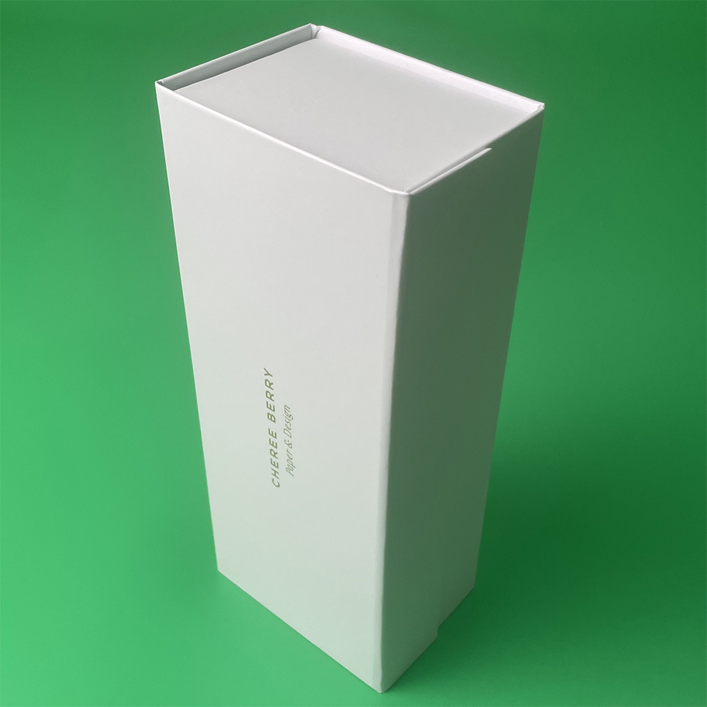 Luxury Folding gift packaging box (4)